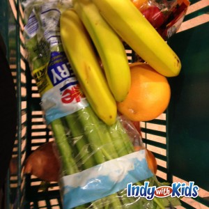 garden on the go basket of food indy with kids