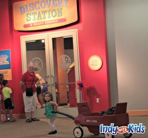 conner prairie discovery station indy with kids