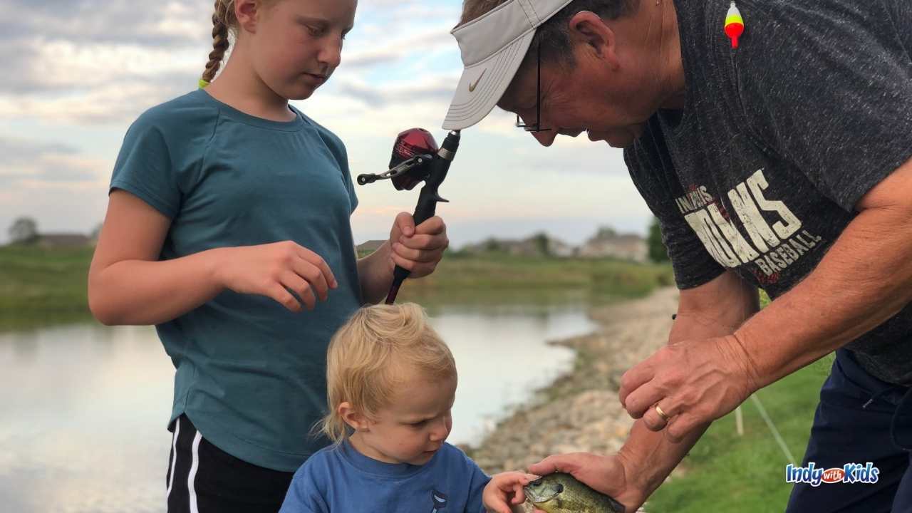 Where to go fishing near me with kids: indianapolis