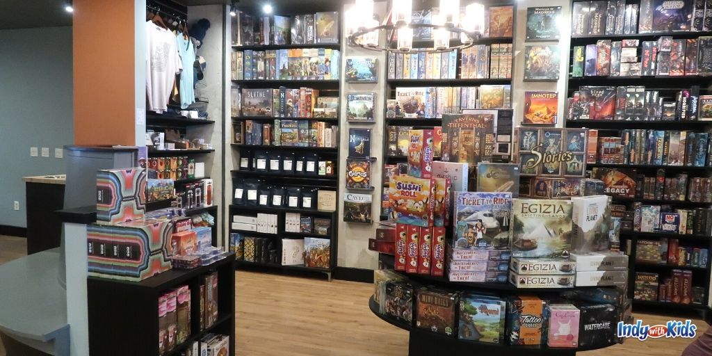 Check out these shops with board games Indianapolis families love!