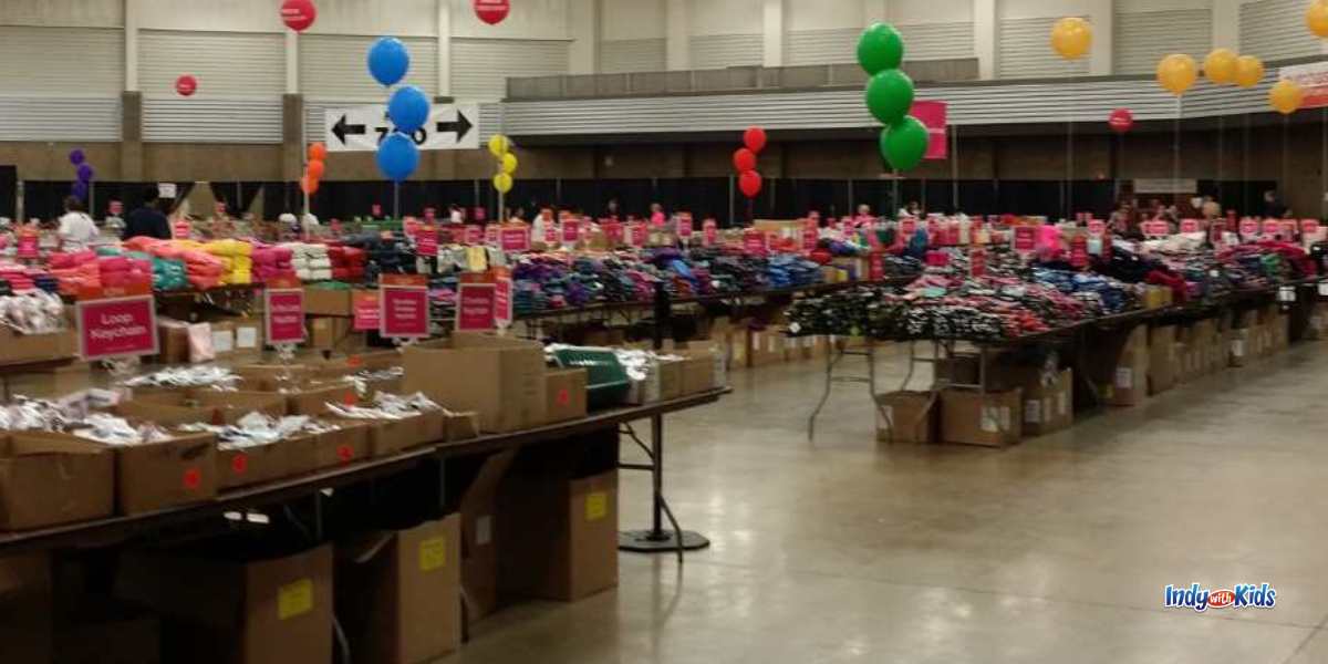 Vera Bradley Annual Outlet Sale in Fort Wayne, Indiana