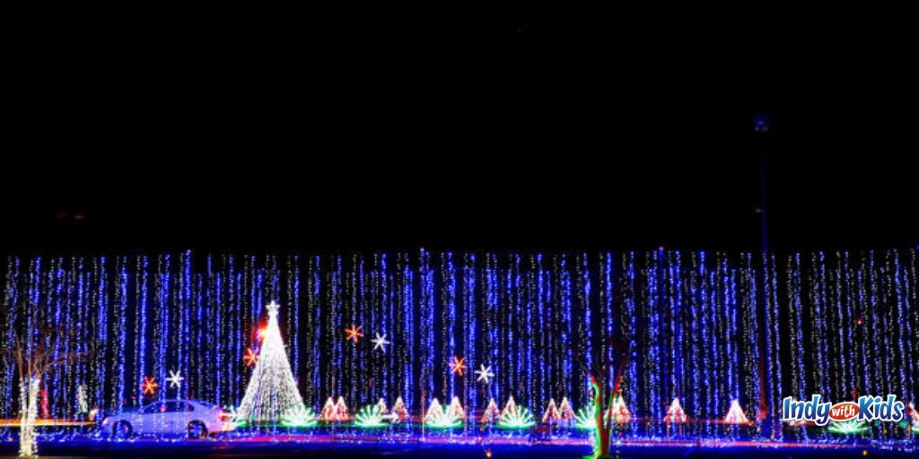 We've found all the best drive through Christmas lights Indianapolis has to offer.