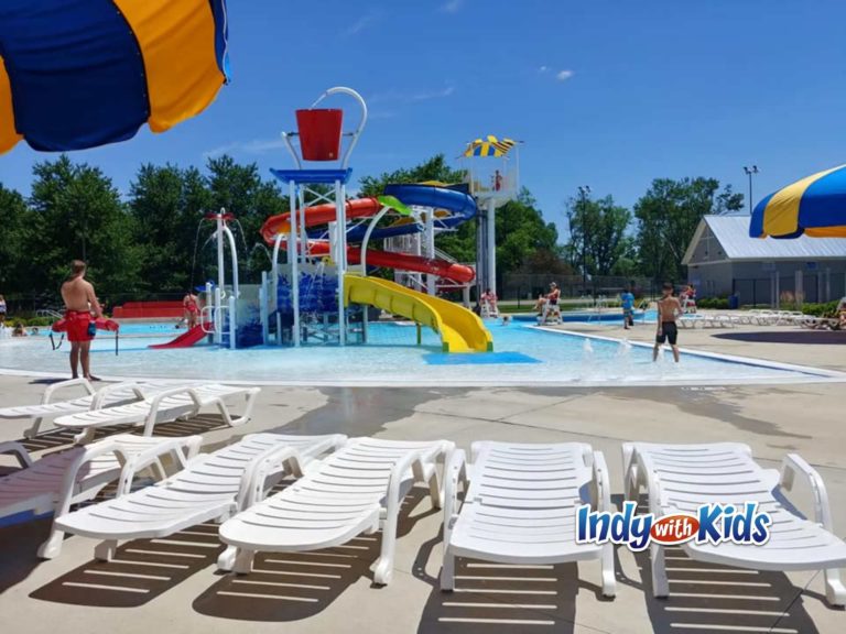 Wave Pool & Waterslides at Seashore Waterpark in Lebanon