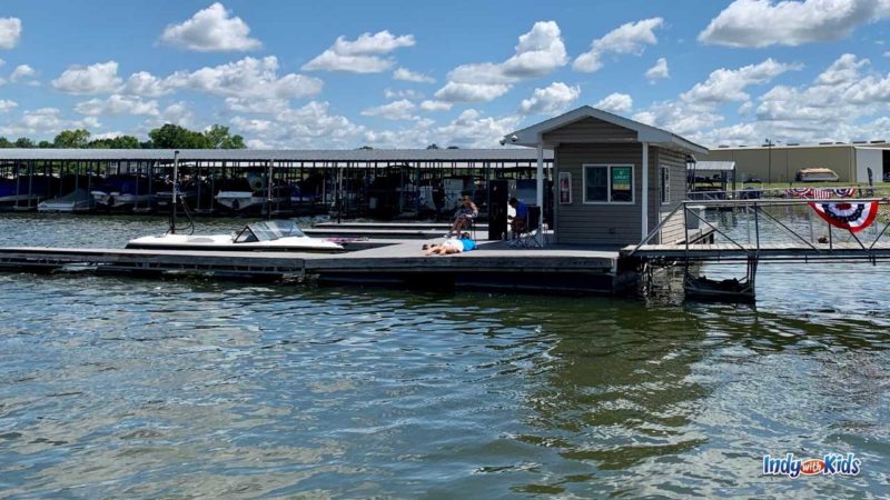 Boat Rental Indianapolis | Plan Your Perfect Pontoon Day - Indy with Kids