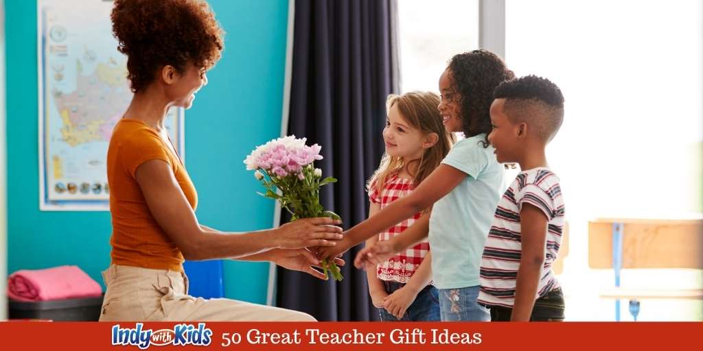 Какой подарок подарить учителям на день учителя