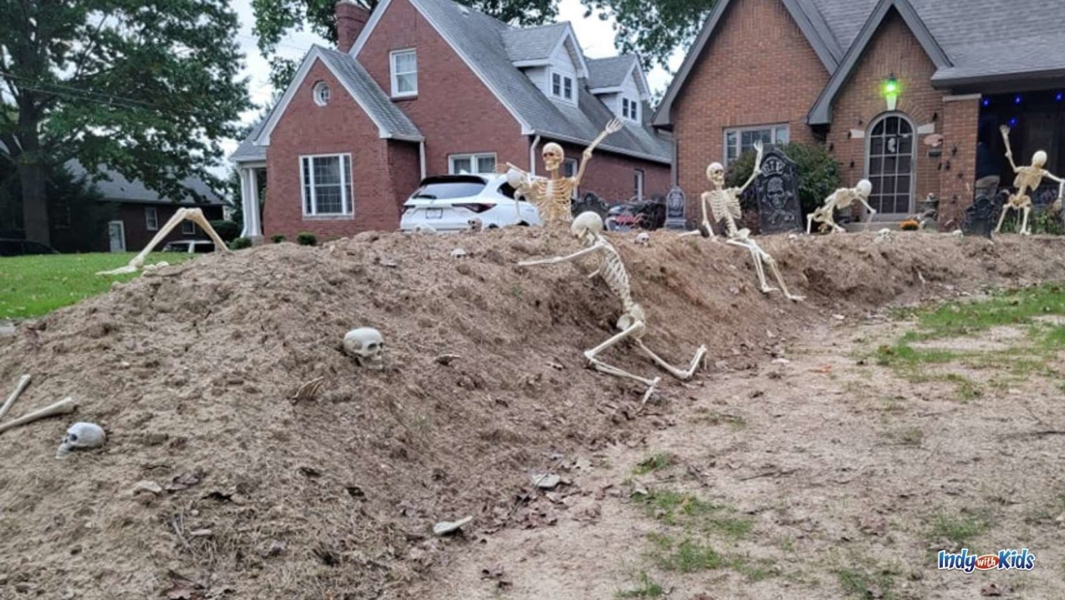 Best Decorated Halloween Houses & Light Displays in Indianapolis