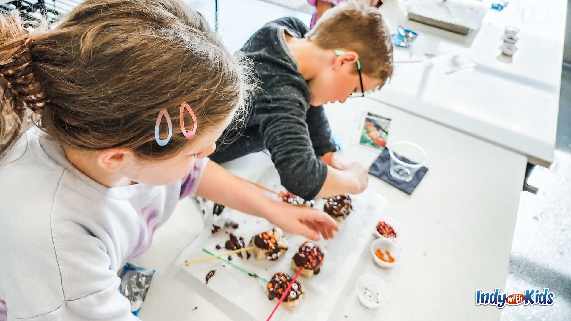 Kids Cooking Classes Near Me: SoChatti offers a sweet, simple, fun chocolate making class for kids.