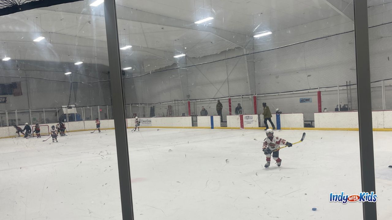 ice barn hockey