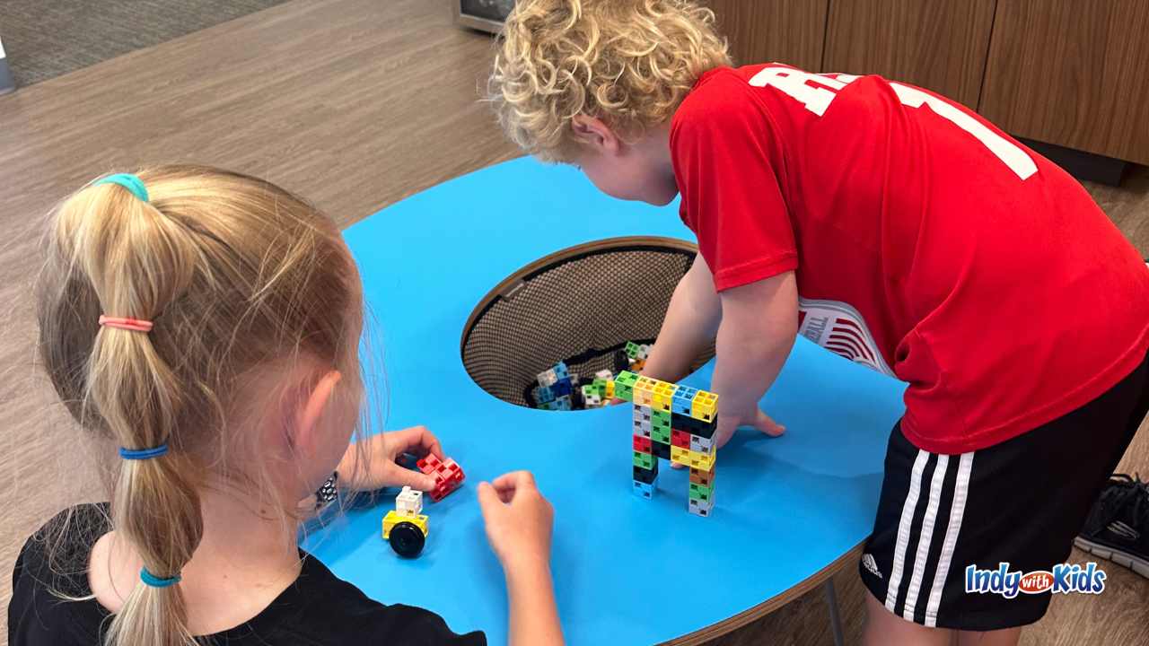 Code Ninja Greenwood kids playing with building blocks