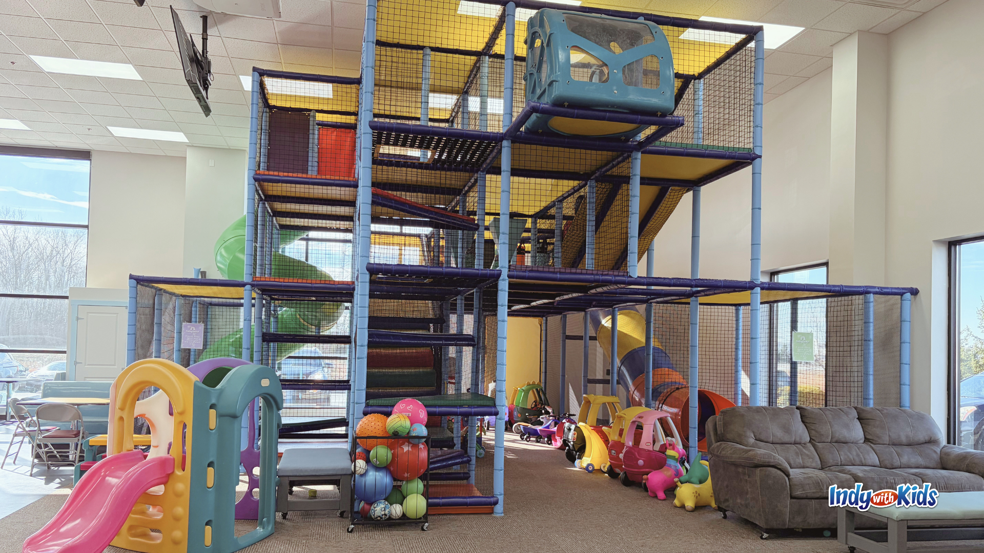 Couches and climbing structure at The Hideout _ Free Brownsburg Indoor Playground