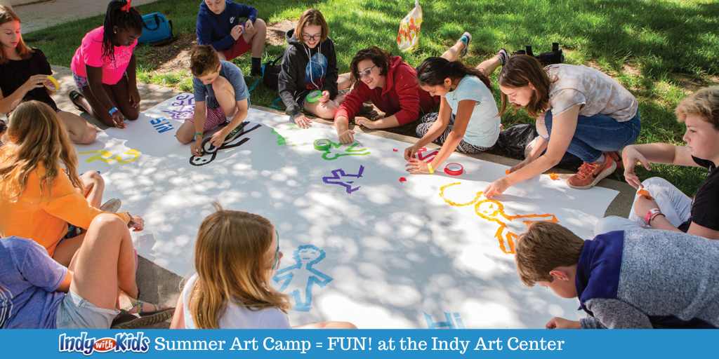 Indy Art Center Summer Camp Kids Painting together outside.